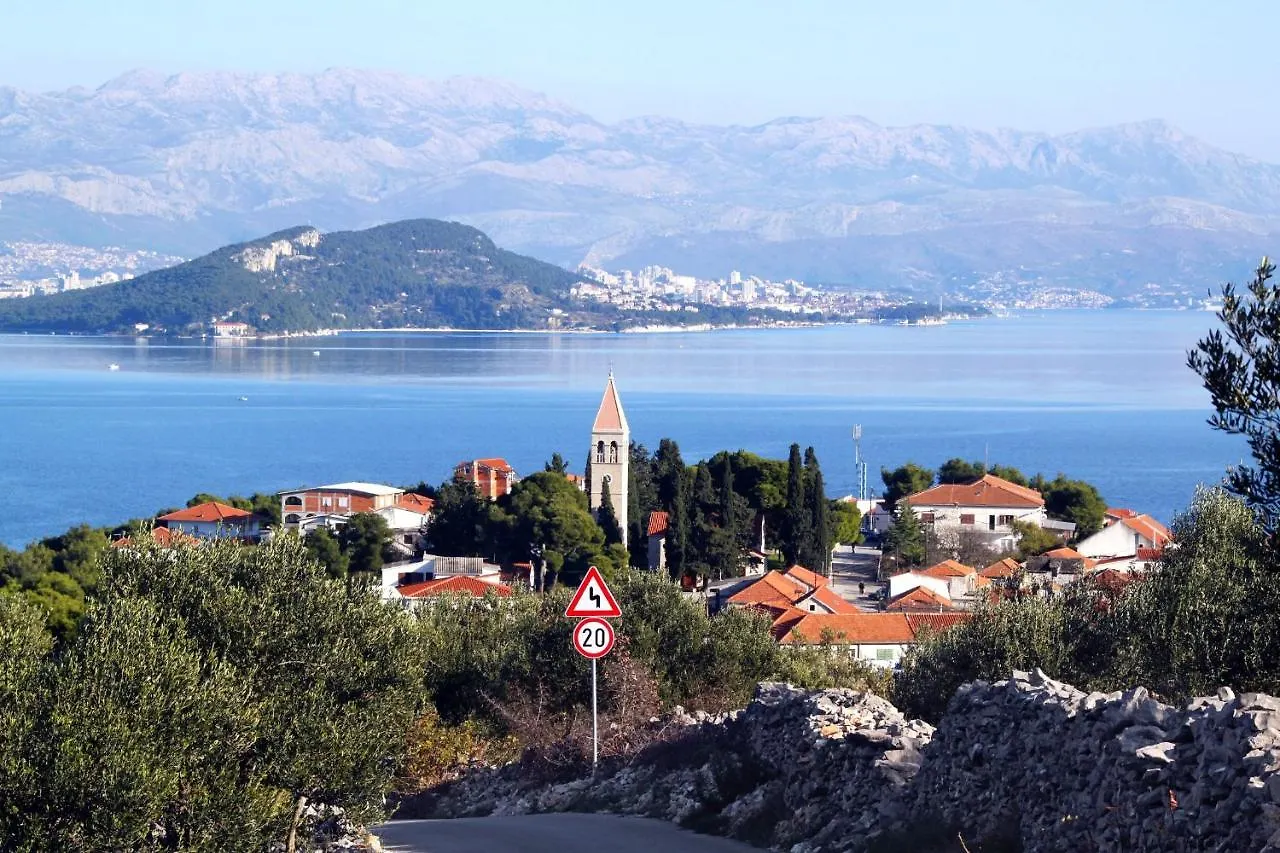 Apartments By The Sea Slatine, Ciovo - 10435 Kroatien